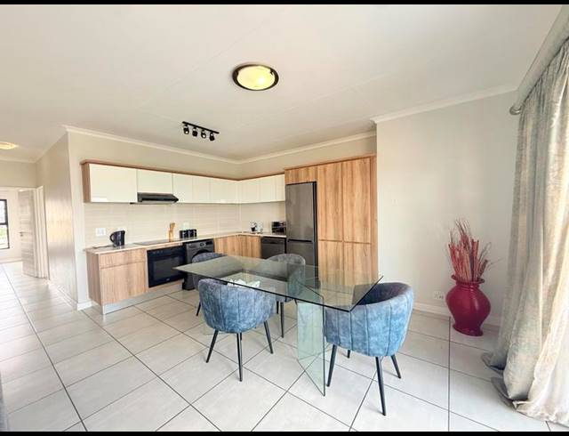 2 BEDROOM PROPERTY TO RENT IN SILVER LAKES